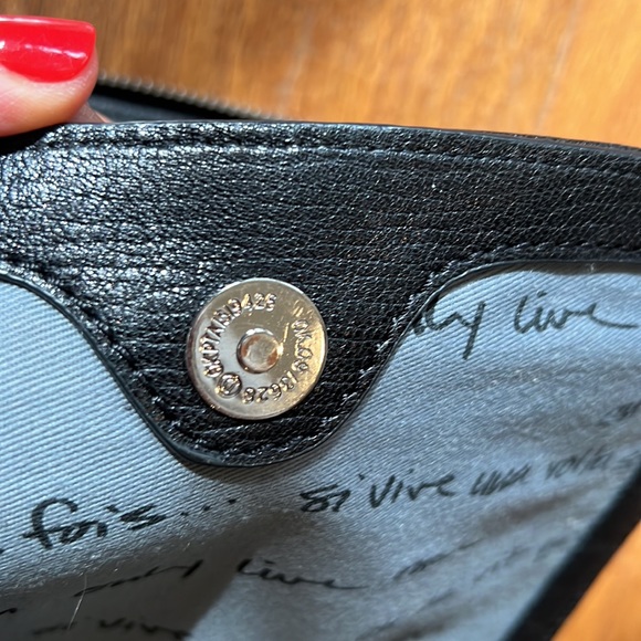 Magnificent hardware. ASH Bag! Pre-loved. Grab it while it’s Hot!!! - Picture 13 of 15